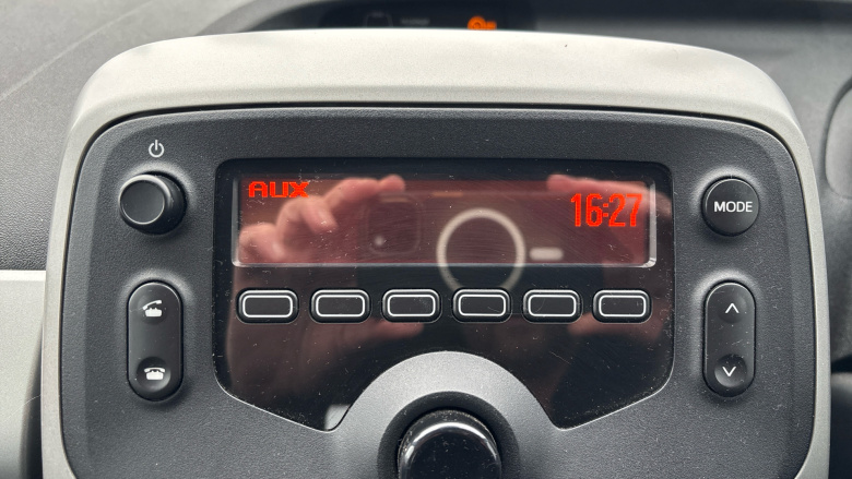 Toyota Aygo 1.0 VVT-i X-Play 5dr Petrol Hatchback